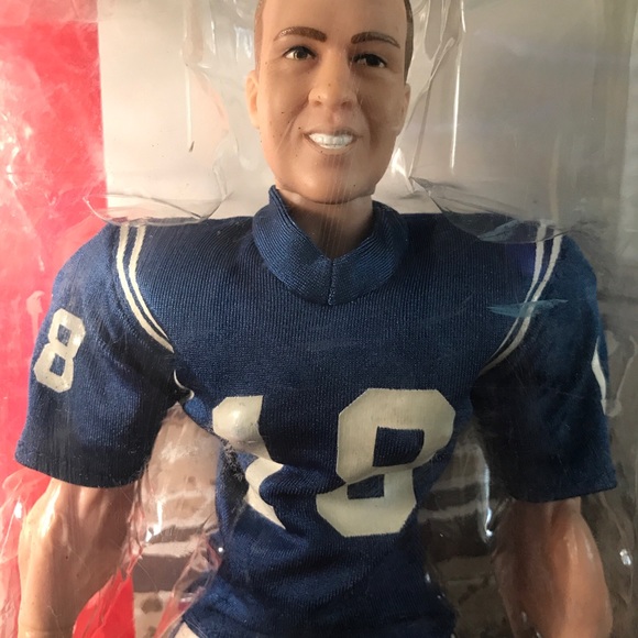 2005 NFL, Peyton Manning Indianapolis Colts #18 Football Action Figure. - Picture 2 of 11
